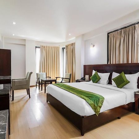 Treebo Trend Hotel Parker Ahmedabad Luaran gambar