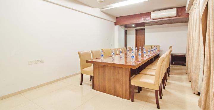 Treebo Trend Hotel Parker Ahmedabad Luaran gambar