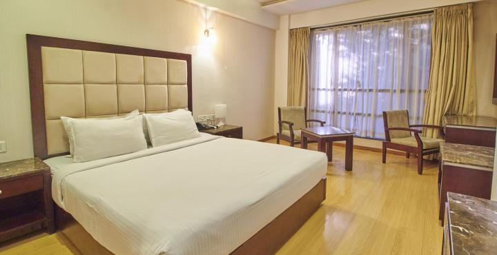 Treebo Trend Hotel Parker Ahmedabad Luaran gambar
