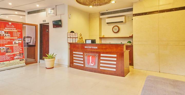 Treebo Trend Hotel Parker Ahmedabad Luaran gambar